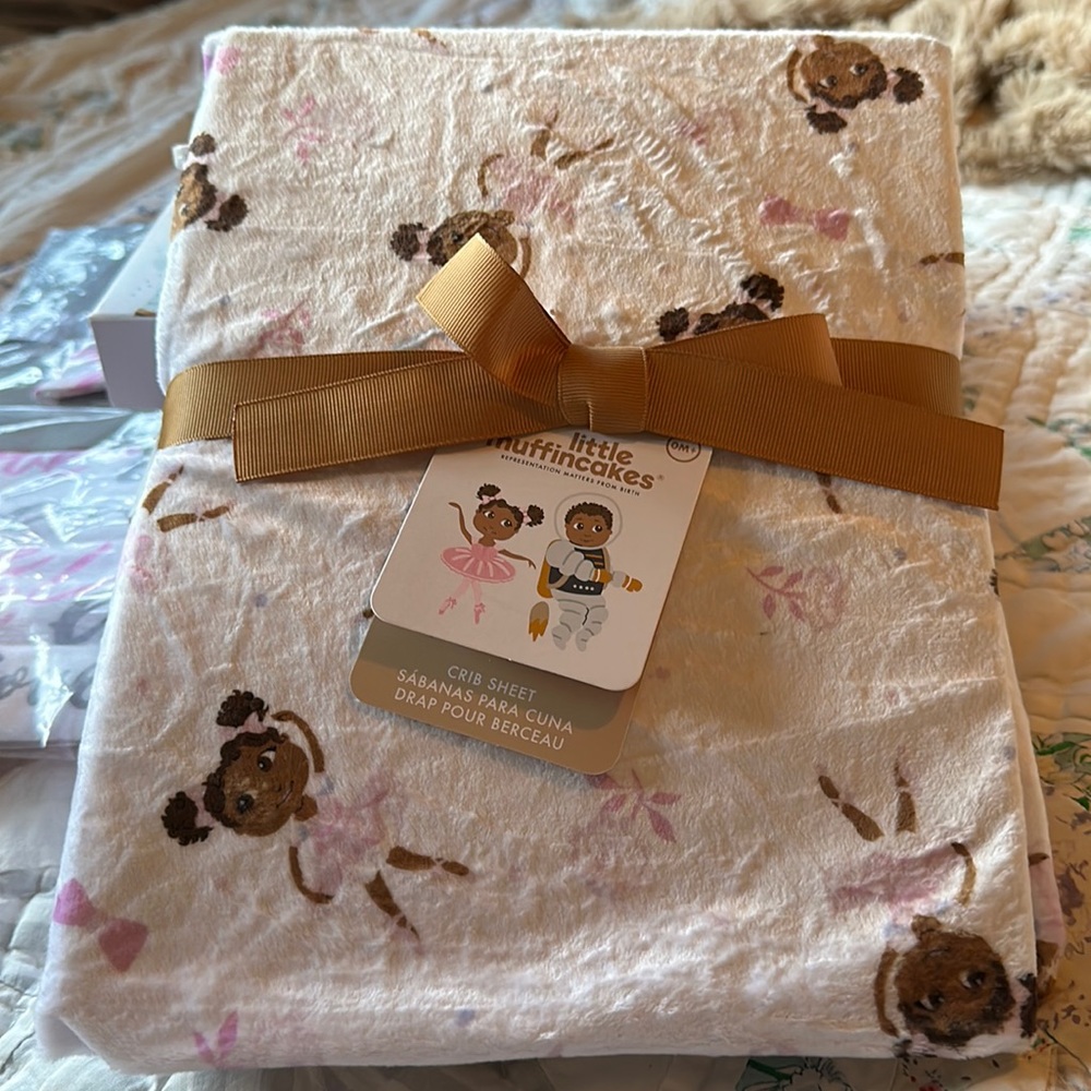 Little muffin, cakes, crib sheet